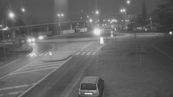 Křižovatka ulic Velká Dlážka a Polní