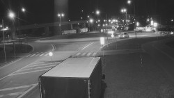 Křižovatka ulic Velká Dlážka a Polní