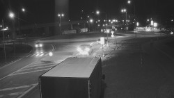 Křižovatka ulic Velká Dlážka a Polní