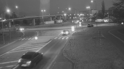 Křižovatka ulic Velká Dlážka a Polní