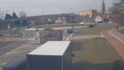 Křižovatka ulic Velká Dlážka a Polní