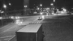 Křižovatka ulic Velká Dlážka a Polní