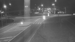 Křižovatka ulic Velká Dlážka a Polní