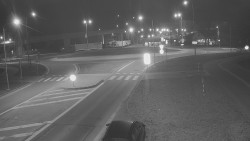 Křižovatka ulic Velká Dlážka a Polní