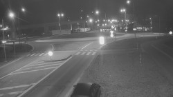 Křižovatka ulic Velká Dlážka a Polní