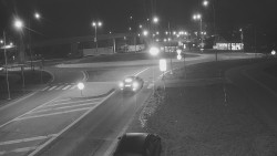 Křižovatka ulic Velká Dlážka a Polní