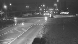 Křižovatka ulic Velká Dlážka a Polní