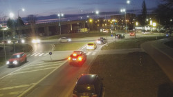 Křižovatka ulic Velká Dlážka a Polní