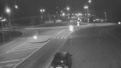 Křižovatka ulic Velká Dlážka a Polní