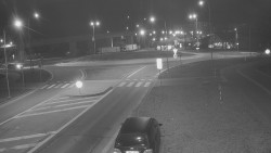 Křižovatka ulic Velká Dlážka a Polní