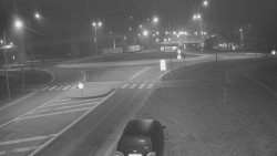 Křižovatka ulic Velká Dlážka a Polní