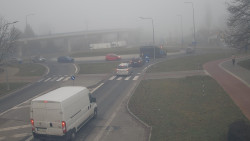 Křižovatka ulic Velká Dlážka a Polní