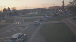 Křižovatka ulic Velká Dlážka a Polní