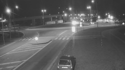 Křižovatka ulic Velká Dlážka a Polní