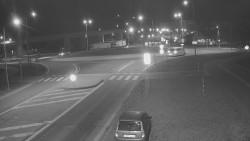 Křižovatka ulic Velká Dlážka a Polní