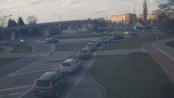 Křižovatka ulic Velká Dlážka a Polní