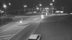 Křižovatka ulic Velká Dlážka a Polní