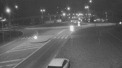 Křižovatka ulic Velká Dlážka a Polní