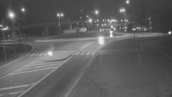 Křižovatka ulic Velká Dlážka a Polní