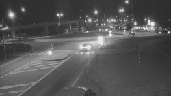 Křižovatka ulic Velká Dlážka a Polní