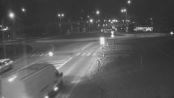 Křižovatka ulic Velká Dlážka a Polní