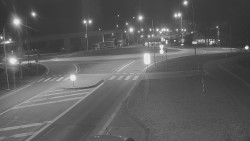 Křižovatka ulic Velká Dlážka a Polní