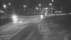 Křižovatka ulic Velká Dlážka a Polní