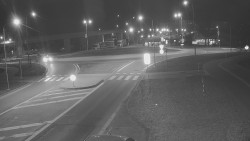 Křižovatka ulic Velká Dlážka a Polní