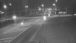 Křižovatka ulic Velká Dlážka a Polní