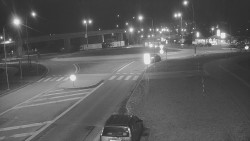 Křižovatka ulic Velká Dlážka a Polní