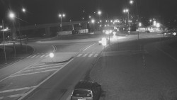 Křižovatka ulic Velká Dlážka a Polní