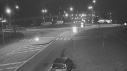 Křižovatka ulic Velká Dlážka a Polní