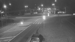 Křižovatka ulic Velká Dlážka a Polní