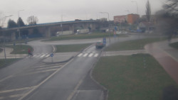 Křižovatka ulic Velká Dlážka a Polní