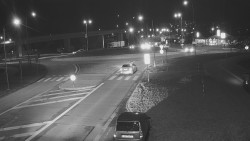 Křižovatka ulic Velká Dlážka a Polní