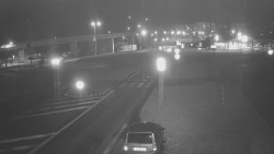 Křižovatka ulic Velká Dlážka a Polní