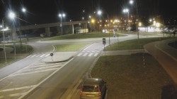 Křižovatka ulic Velká Dlážka a Polní