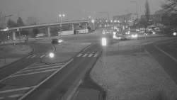 Křižovatka ulic Velká Dlážka a Polní