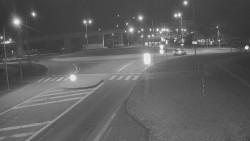 Křižovatka ulic Velká Dlážka a Polní