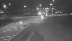 Křižovatka ulic Velká Dlážka a Polní