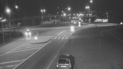 Křižovatka ulic Velká Dlážka a Polní