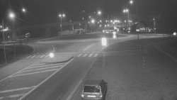 Křižovatka ulic Velká Dlážka a Polní