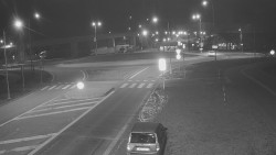 Křižovatka ulic Velká Dlážka a Polní