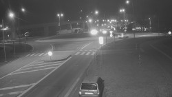 Křižovatka ulic Velká Dlážka a Polní