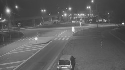 Křižovatka ulic Velká Dlážka a Polní