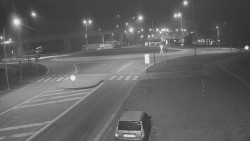 Křižovatka ulic Velká Dlážka a Polní