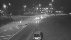 Křižovatka ulic Velká Dlážka a Polní