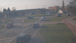 Křižovatka ulic Velká Dlážka a Polní