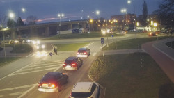 Křižovatka ulic Velká Dlážka a Polní