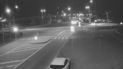 Křižovatka ulic Velká Dlážka a Polní